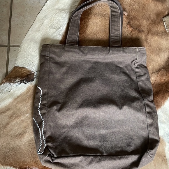 RETIRED Abercrombie Tote in Brown with leather patch - Picture 2 of 10